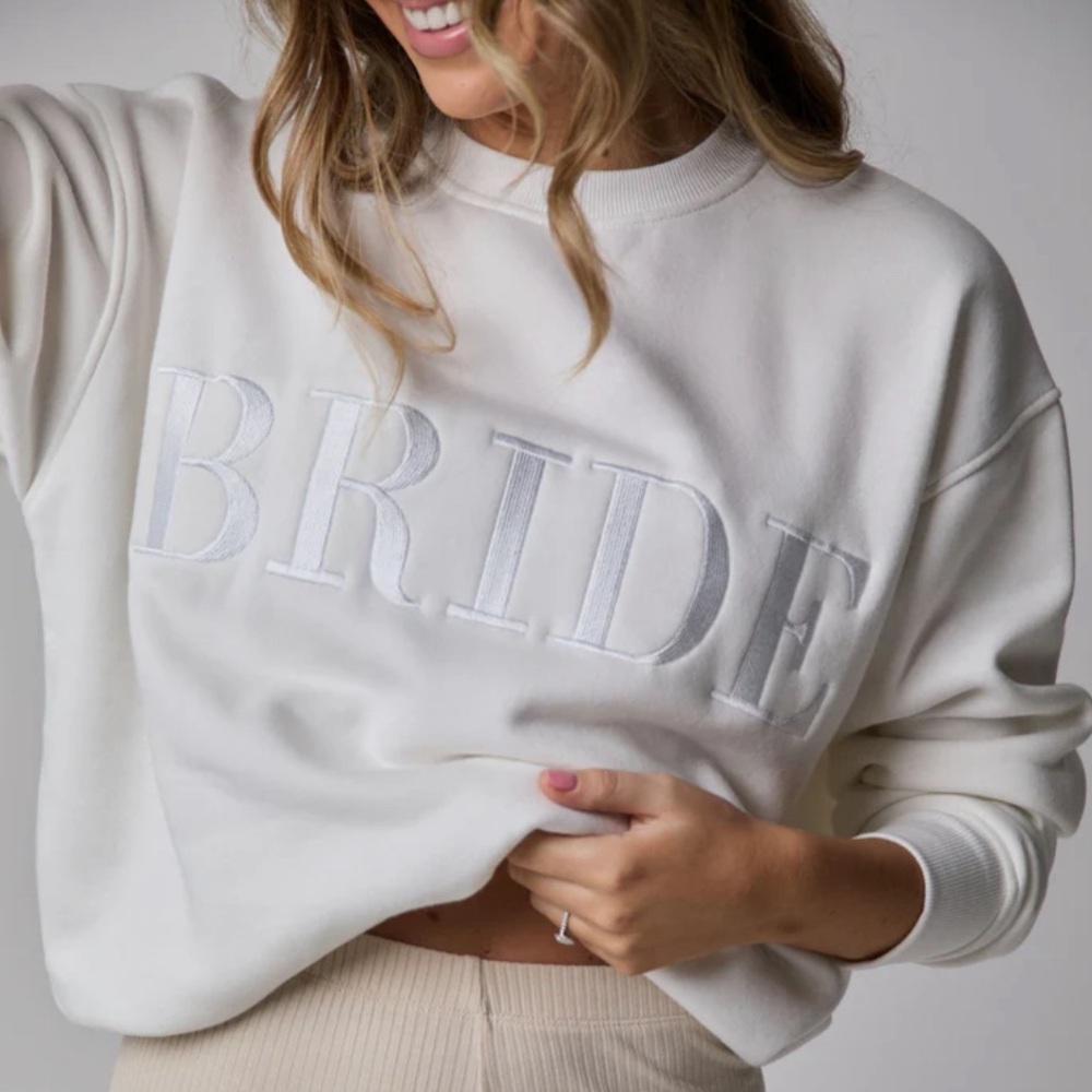 SIX STORIES Bride Statement Sweatshirt - White